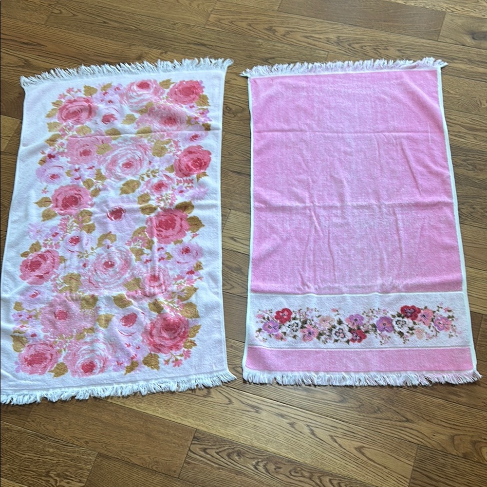 Floral Pink and White Hand Towels